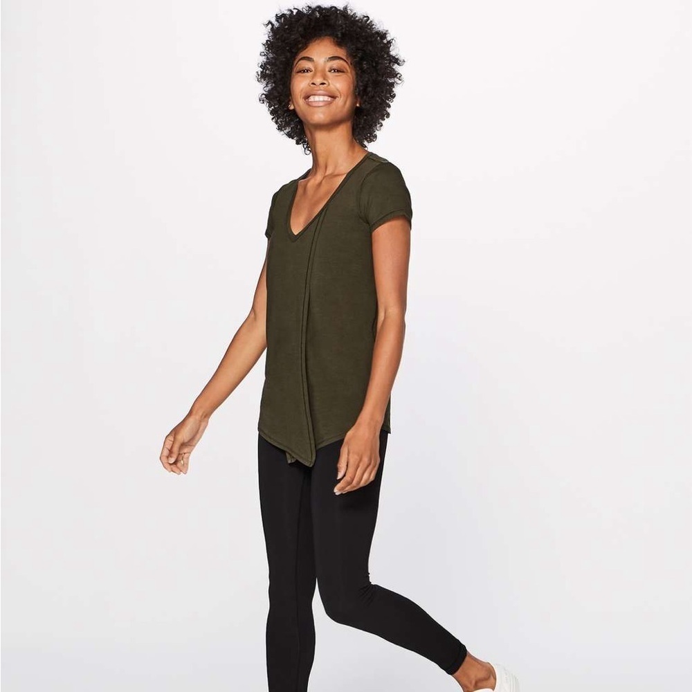 Lululemon Knot A Problem Tee in Dark Olive